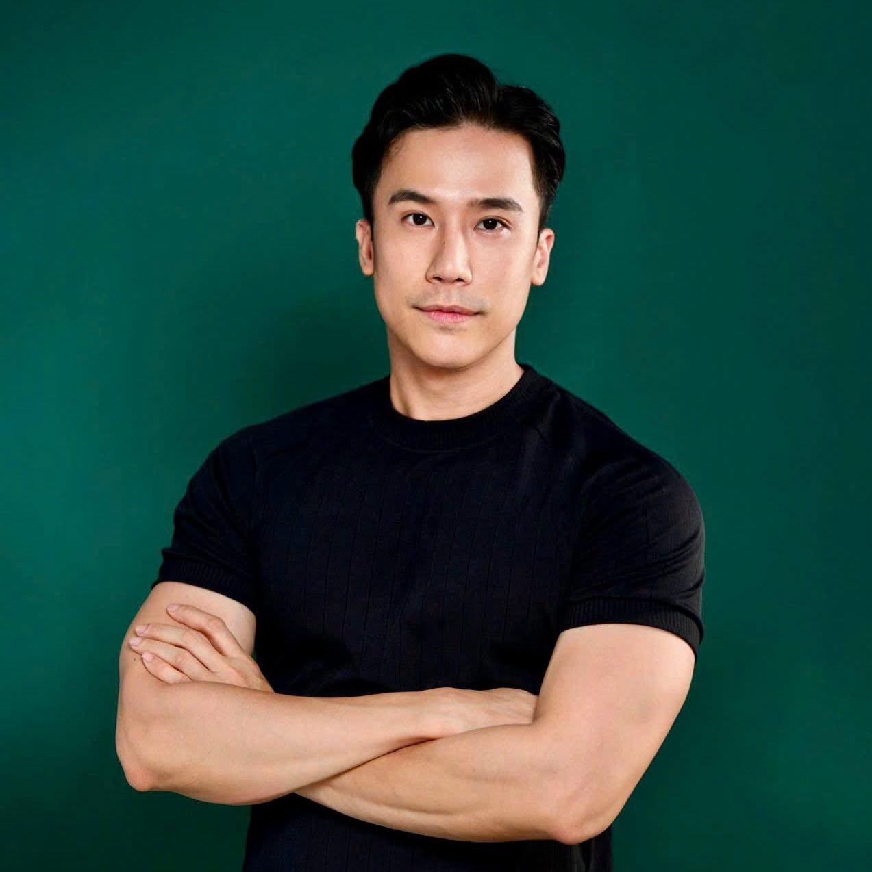 LÊ VIỆT